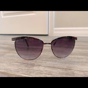 Jessica Simpson Floral Print Sunglasses